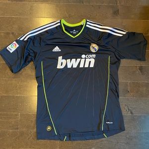 Authentic Real Madrid cr7 jersey